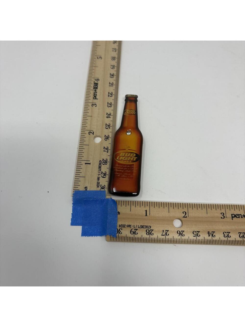 Bud Light Light-Up Beer Bottle Pin Breweriana *LIGHT DOESN'T WORK*